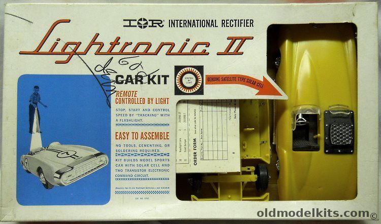 International Rectifier IR Lightronic II Remote Control Car, EP42 plastic model kit
