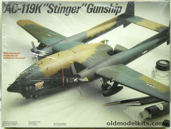 Testors 1/72 AC-119K Stinger Shadow Gunship - 18th Special Ops Sq Nha Trang 1968, 678 plastic model kit