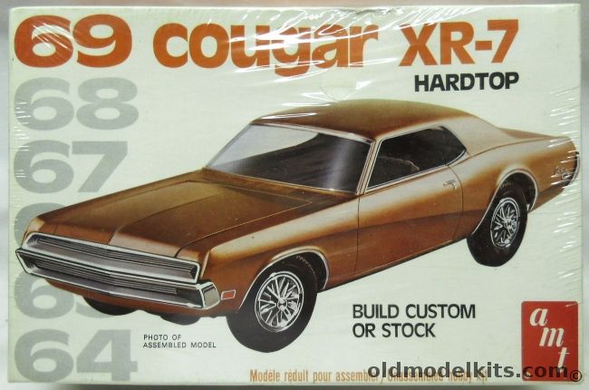AMT 1/25 1969 Mercury Cougar XR-7 Hardtop - Stock or Custom, 2202 plastic model kit