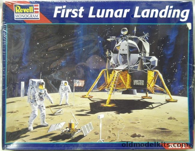 Monogram 1/48 First Lunar Landing Apollo 11 Astronauts on the Moon, 85-5081 plastic model kit
