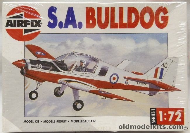 Airfix 1/72 S A Bulldog - Scottish Aviation 101 / T Mk.1 Primary Trainer - RAF or Royal Swedish Air Force, 01061 plastic model kit