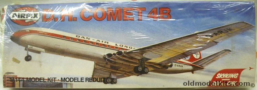 Airfix 1/144 DH Comet 4B - Dan-Air Skyking Series, 03170-7 plastic model kit