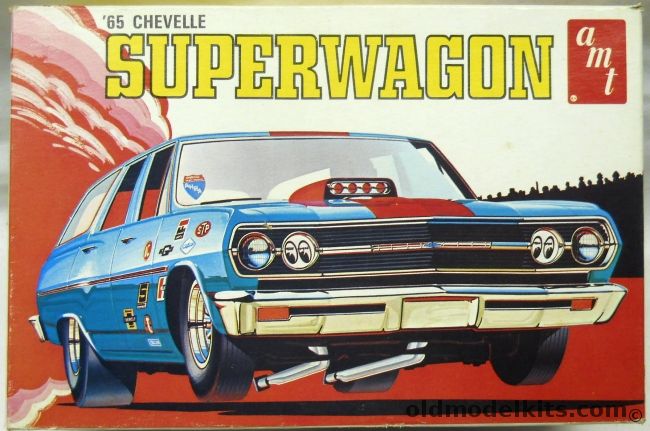 AMT 1/25 1965 Chevelle Superwagon - Station Wagon 3 in 1 Customizing Kit - Stock / Custom / Drag  Plus Drag Crew Wagon, T411 plastic model kit