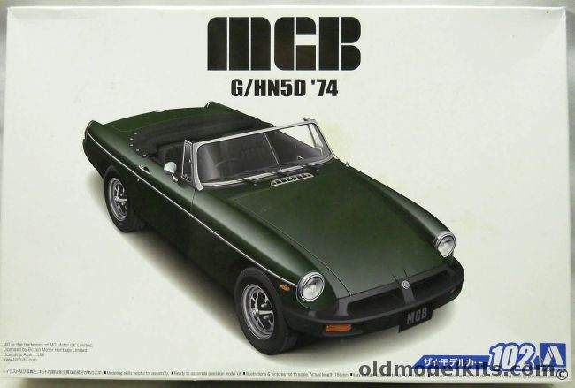 Aoshima 1/24 MGB - 1974 G/HN5D - MG B, 102 plastic model kit