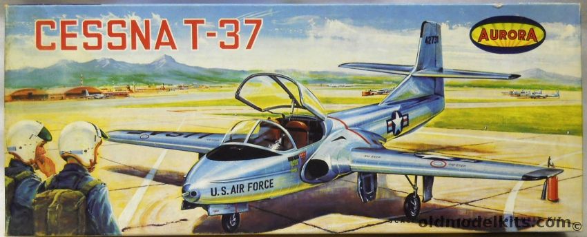 Aurora 1/43 Cessna T-37 - (Model 318 Tweet), 138 plastic model kit
