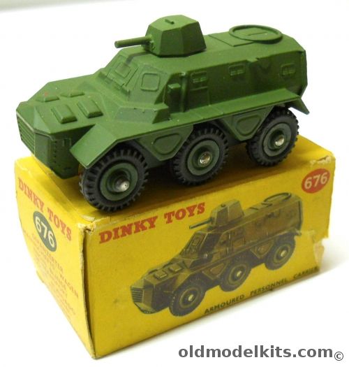 Dinky Toys Armoured Personnel Carrier - (Armored Personnel Carrier), 676 plastic model kit