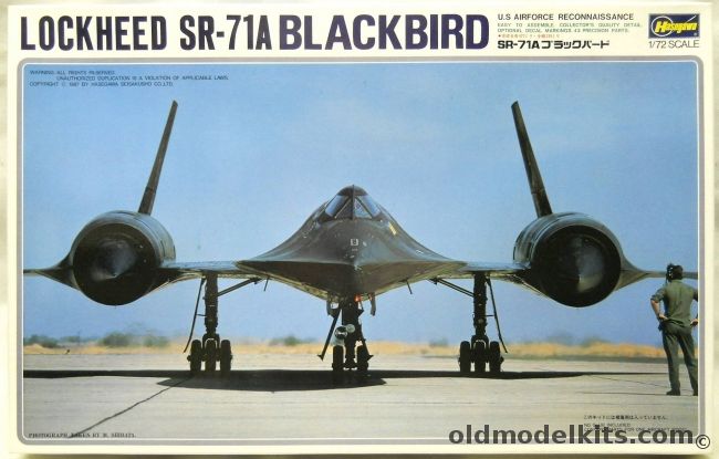 Hasegawa 1/72 Lockheed SR-71A Blackbird - 9th Strategic Reconn Wing Beale AFB California / Det. 1st Of 1st SRW/9th SRW Kadena Airbase Okinawa, K16 plastic model kit