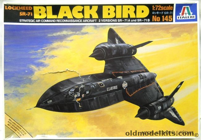 Italeri 1/72 SR-71 Blackbird With Drone - SR-71A Or SR-71B Blackbird With D-21 Drone, 145 plastic model kit