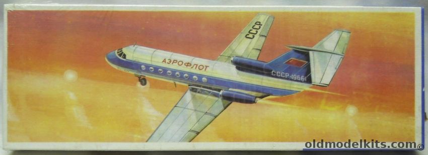 KVZ 1/100 Yakovlev Yak-40 Aeroflot, 15170 plastic model kit