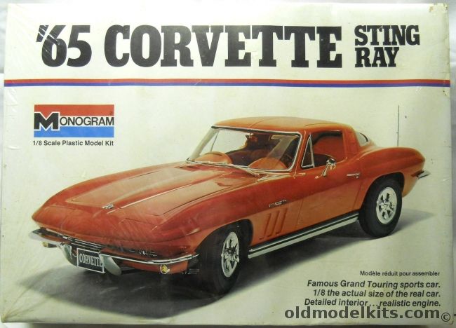 Monogram 1/8 1965 Corvette Stingray - Chevrolet, 2600 plastic model kit