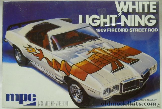 MPC White Lightning 1969 Firebird - (Pontiac), 1-0781 plastic model kit