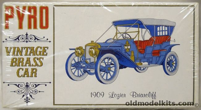 Pyro 1/32 1909 Lozier Briarcliff - Vintage Brass Car Series, C455-125 plastic model kit