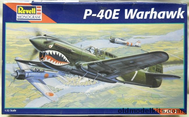 Revell 1/32 P-40E Warhawk - Of Ace Colonel Robert L. Scott - Commanding Officer of China-based 23rd Fighter Group Flying Tigers, 85-4664 plastic model kit