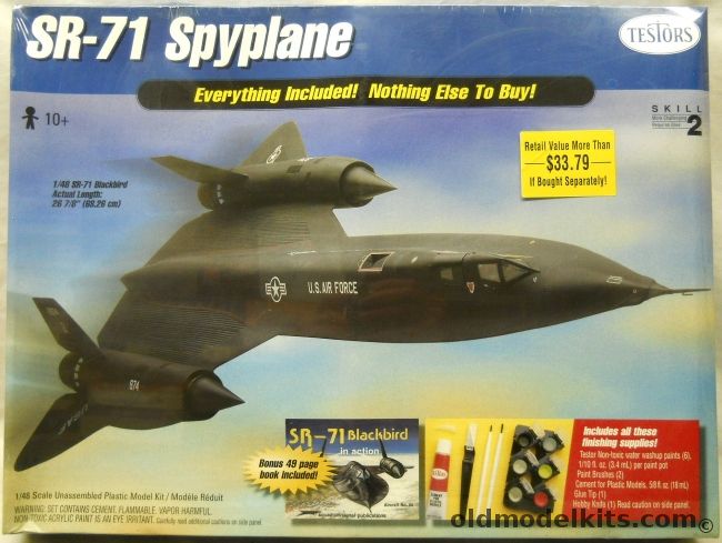 Testors 1/48 Lockheed SR-71 Spyplane - With Squadron 'In Action' Book and Paint, 4061 plastic model kit