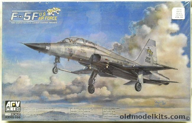 AFV Club 1/48 F-5F Two Seat Tactical Combat Fighter / Trainer - USAF / Royal Jordanian Air Force / Iran, AR48106 plastic model kit