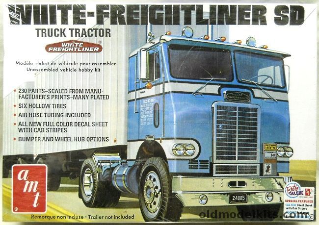 AMT 1/25 White Freightliner SD Semi Truck, AMT1004-06 plastic model kit