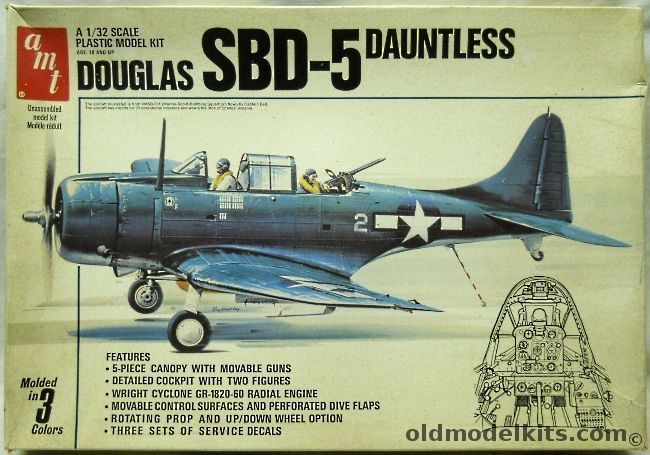AMT-Matchbox 1/32 Douglas SBD-5 Dauntless - US Marines VMSB-231 1944 / A-24B French Air Force 1944 / Royal New Zealand Air Force 25 DBS 1944, 7203 plastic model kit