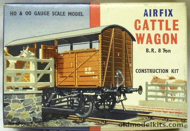 Airfix 1/87 Cattle Wagon Car B.R. 8 Ton - HO or OO, R5 plastic model kit