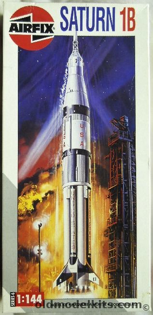 Airfix 1/144 Saturn 1B Rocket, 06172 plastic model kit