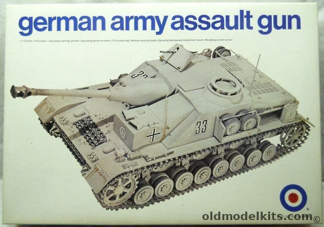 Entex 1/15 Sturmgeschutz IV Type H - (ex-Bandai), 8481 plastic model kit