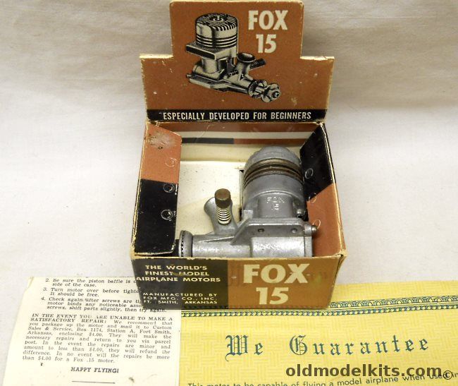 Fox Fox 15 Gasoline Engine plastic model kit