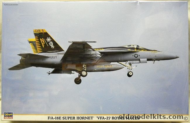 Hasegawa 1/48 F/A-18E Super Hornet VFA-27 Royal Maces, 09877 plastic model kit