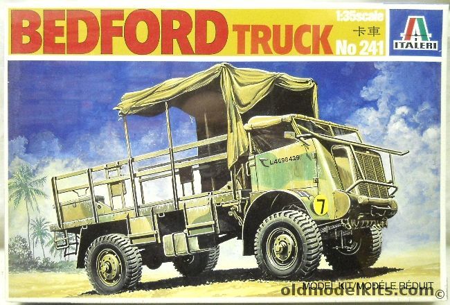 Italeri 1/35 Bedford QL Truck, 241 plastic model kit