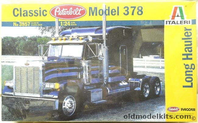 Italeri 1/24 Peterbilt 378 Long Hauler Semi Truck, 3857 plastic model kit