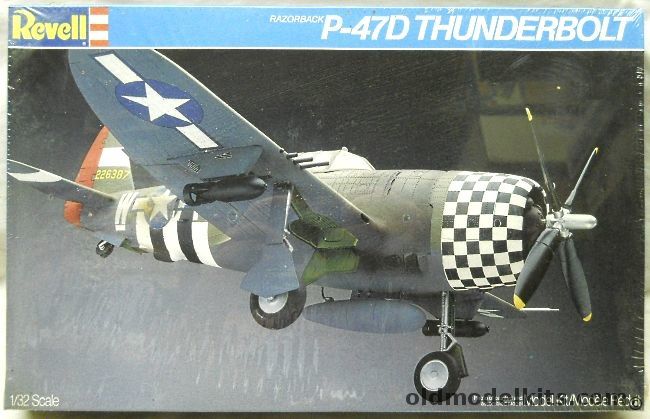 Revell 1/32 Republic P-47D-22 Razorback Thunderbolt - 82FS/78 FG (P-47), 4423 plastic model kit