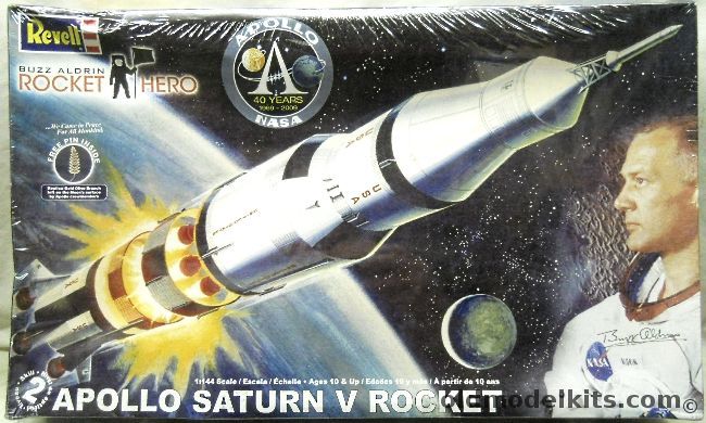 Revell 1/144 Saturn V Apollo Rocket With Olive Branch Pin - Buzz Aldrin Rocket Hero Issue, 85-5088 plastic model kit