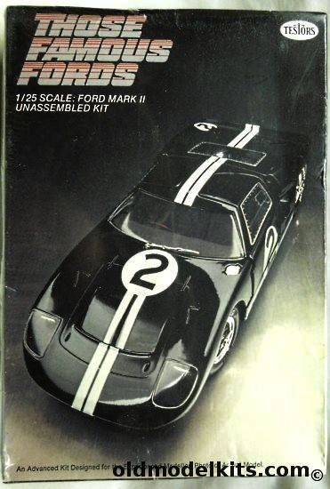 Testors 1/25 Ford GT-40 Mark II, 112 plastic model kit