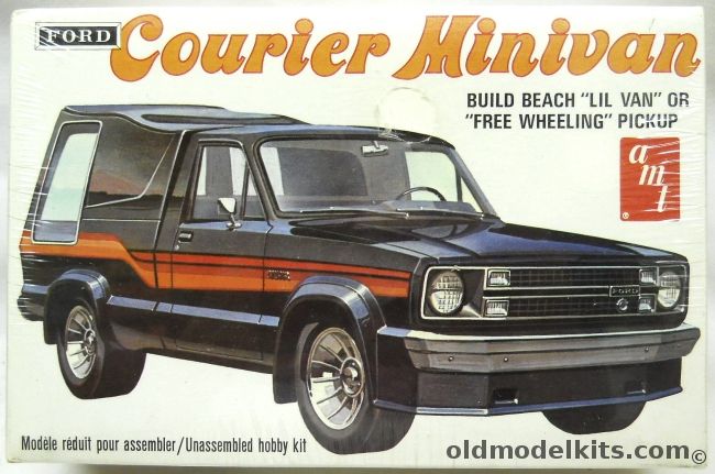 AMT 1/25 Ford Courier Minivan - Pickup Truck, 2701 plastic model kit