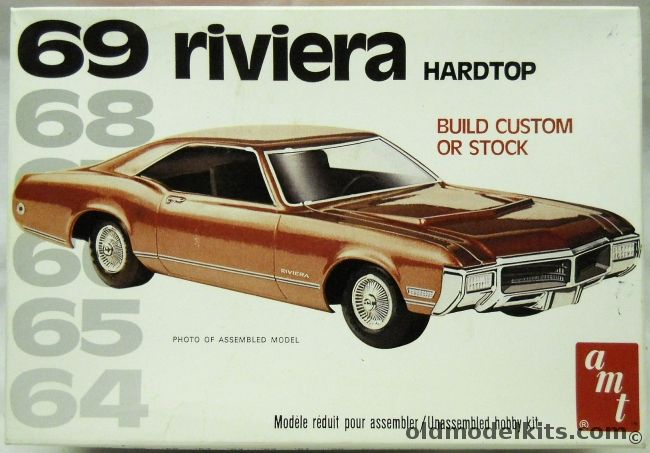 AMT 1/25 1969 Buick Riveria Hardtop - Stock or Custom, 6079 plastic model kit