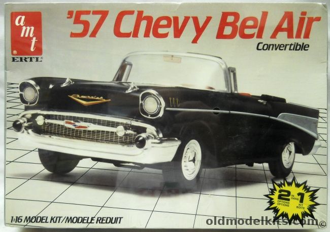 AMT 1/16 1957 Chevrolet Bel Air Convertible, 6720 plastic model kit