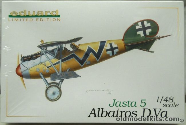Eduard 1/48 Albatros D.Va Red Baron - Jasta 5 With PE Parts And Mask - (D-V), 1107 plastic model kit