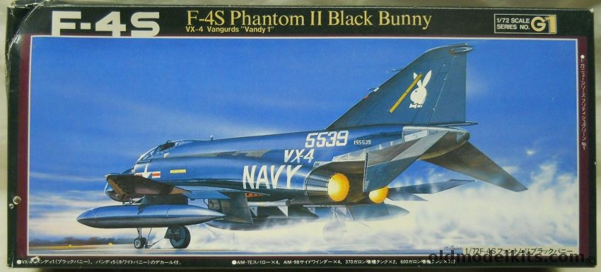 Fujimi 1/72 McDonnell F-4S Phantom II - USN VX-4 Vandy 1 'Black Bunny' or VX-4 Vandy 5, 7A-G1 plastic model kit