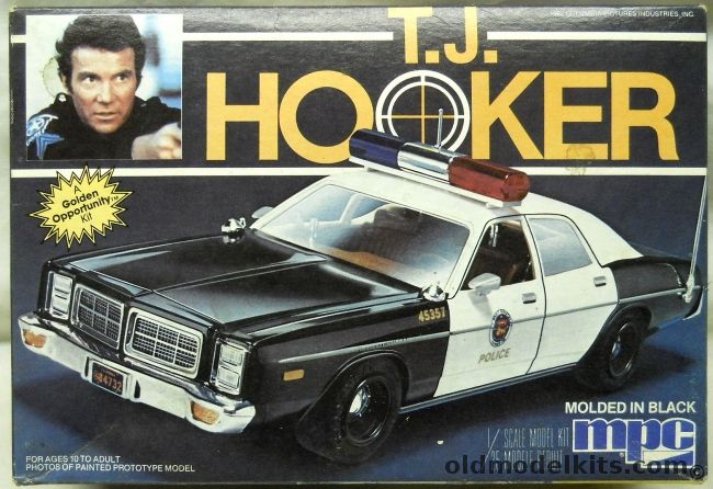 MPC 1/25 TJ Hooker Police Car  - (T.J Hooker TV Show), 1-0676 plastic model kit