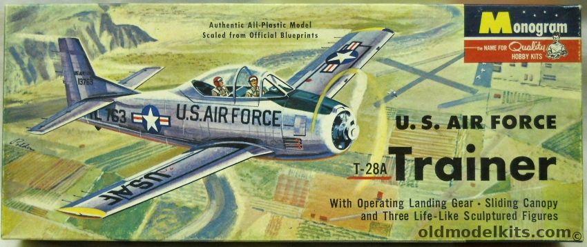 Monogram 1/48 T-28A Trainer USAF - Four Star Issue, PA28-98 plastic model kit