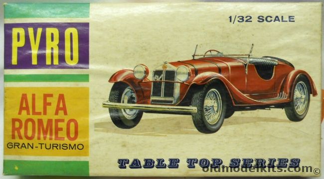 Pyro 1/32 1931 Alfa Romeo Gran Turismo 6C-1750cc, C320-60 plastic model kit