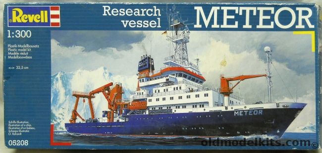 Revell 1/300 Meteor Research Vessel, 05208 plastic model kit