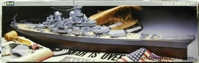 Revell 1/350 USS Missouri BB63 Battleship WWII  Configuration, 5218 plastic model kit