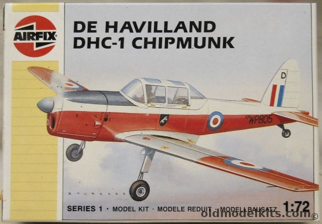 Airfix 1/72 TWO De Havilland DHC-1 Chipmunk, 01054 plastic model kit