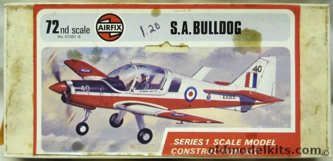 Airfix 1/72 TWO Scottish Aviation Bulldog, 01061-8 plastic model kit