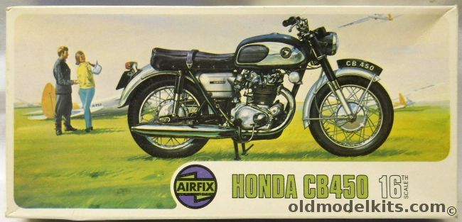 Airfix 1/16 Honda CB450 Motorcycle, 02480-8 plastic model kit