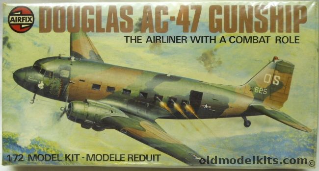 Airfix 1/72 Douglas C-47 Gunship, 04016-7 plastic model kit