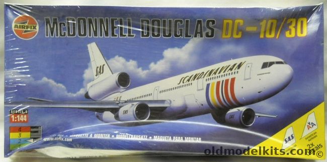 Airfix 1/144 McDonnell Douglas DC-10-30 - American Airlines or SAS - (DC10), 06180 plastic model kit