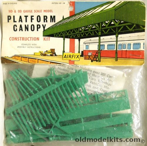 Airfix 1/87 Platform Canopy - HO and OO Scale - Bagged / T2 Logo, 19 plastic model kit