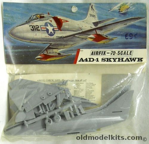 Airfix 1/72 A4D-1 Skyhawk - Bagged T3 Logo Issue- (A-4) plastic model kit