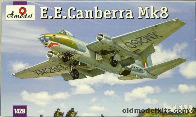 Amodel 1/144 E.E. Canberra Mk8, IBA14429 plastic model kit