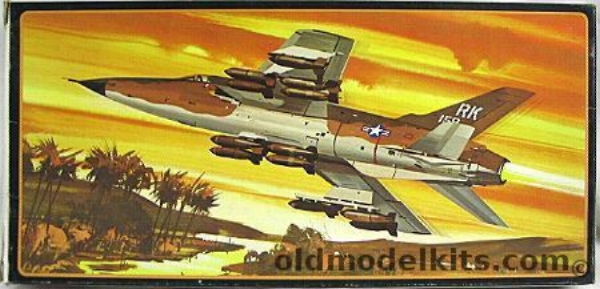 AMT-Hasegawa 1/72 Republic F-105D Thunderchief, A656-130 plastic model kit